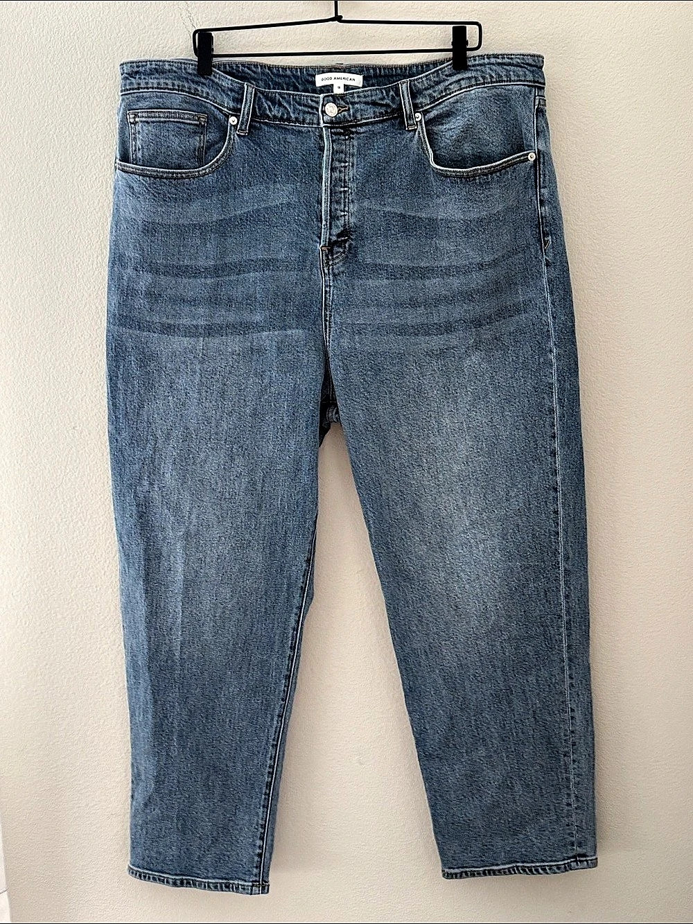 NWT Good American Vintage MidRise Straight Ankle Jeans in Lightwash Blue Size 18